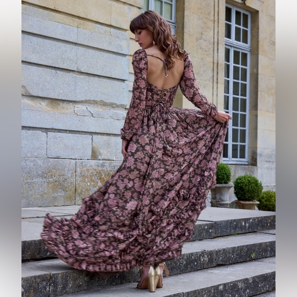 V. Chapman Carmella Dress in Chocolate Peony Print - Picture 5 of 11